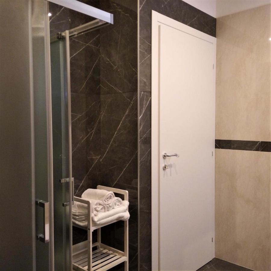 Ferienwohnung Astrid House Stresa Exterior foto