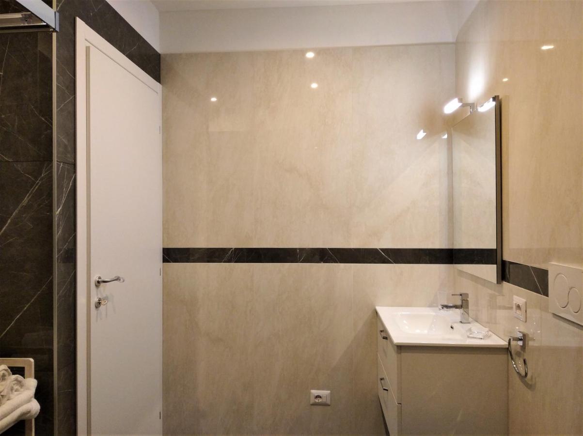 Ferienwohnung Astrid House Stresa Exterior foto